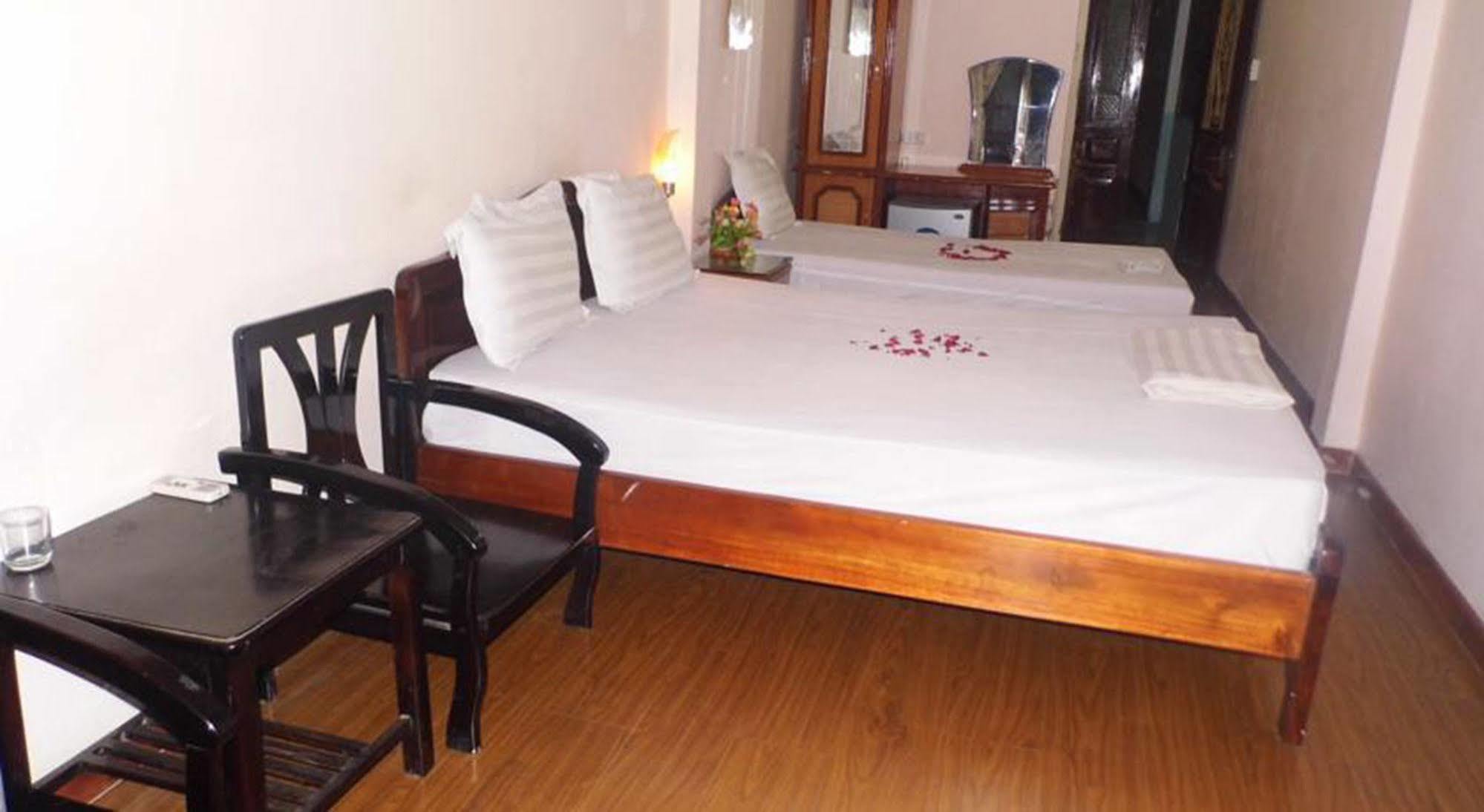 Hanoi Caballos Hotel Exteriör bild